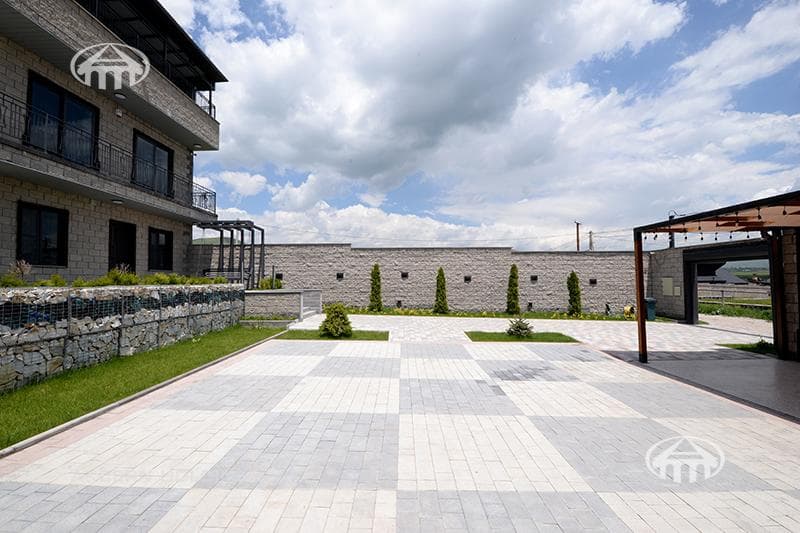 Mansion · 5 rooms · 123 m² · Teghenik