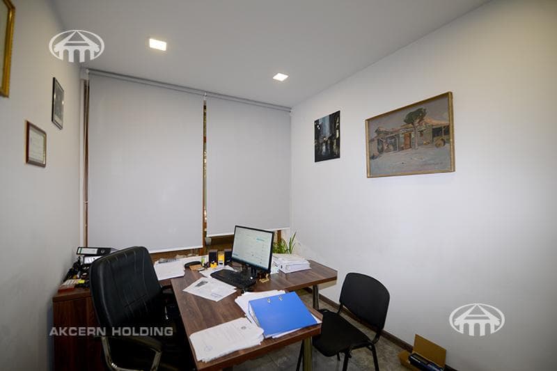 Office · 149 m² · Kentron