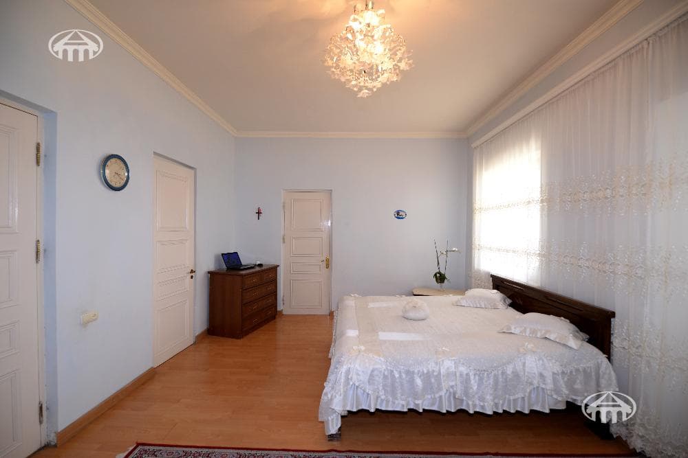 Mansion · 9 rooms · 934 m² · Nork-Marash