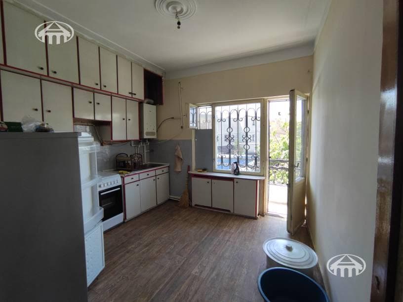 Дом · 5 комн. · 297 м² · Кентрон