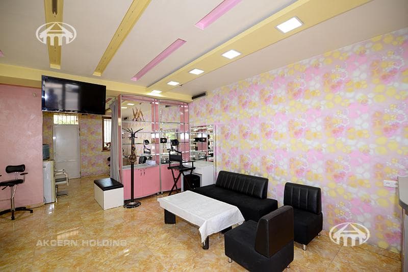 Retail · 276 m² · Kanaker-Zeytun