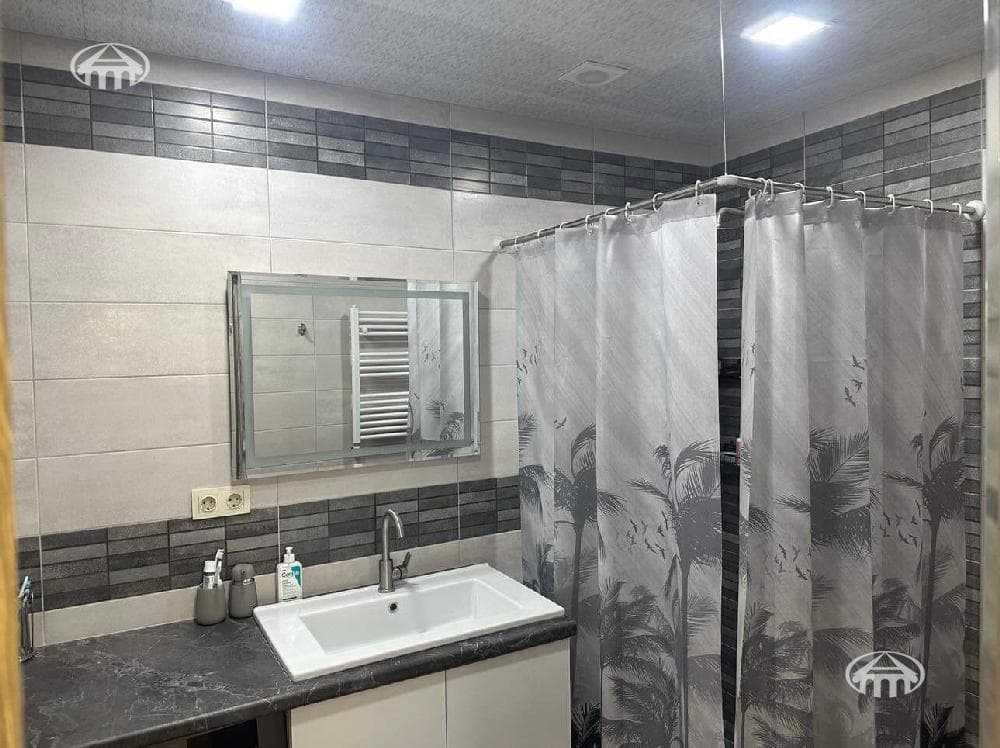 Квартира · 3 комн. · 86 м² · Малатия-Себастия