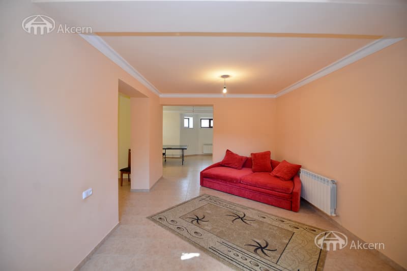 Mansion · 5 rooms · 320 m² · Nork-Marash