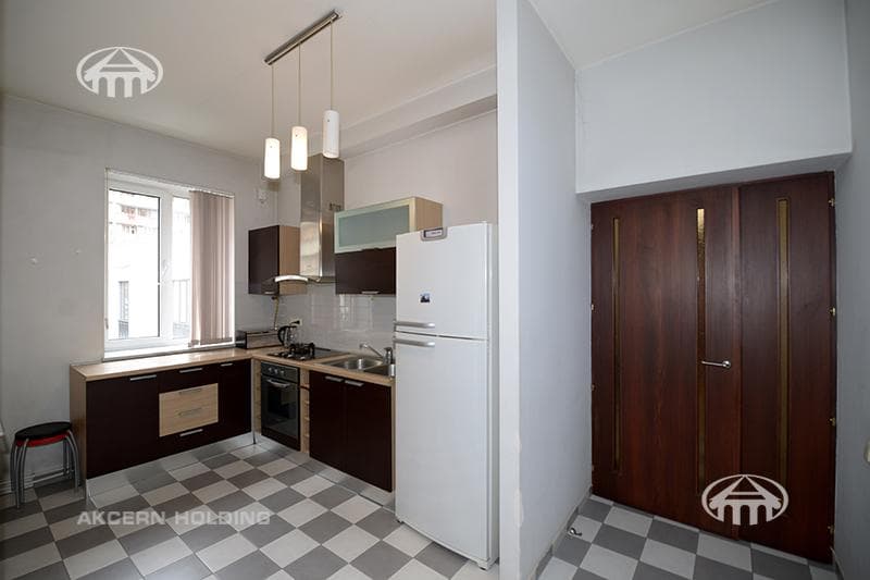 Apartment · 3 rooms · 105 m² · Kentron