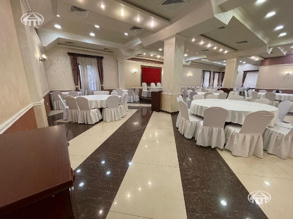 Ресторан · 1 726 м² · Малатия-Себастия