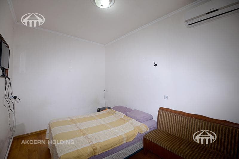 Mansion · 8 rooms · 390 m² · Arabkir