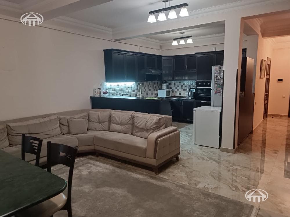 Дом · 5 комн. · 288 м² · Арабкир