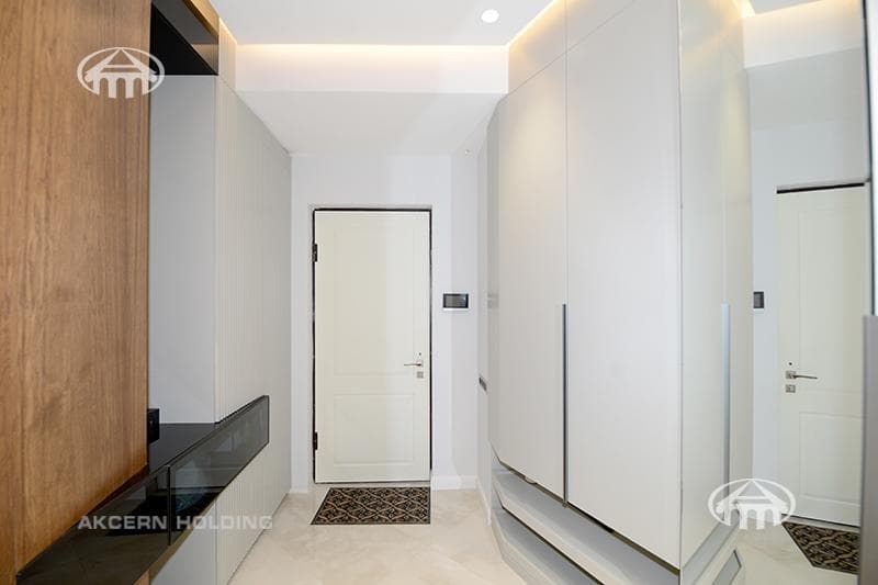 Квартира · 4 комн. · 113 м² · Кентрон