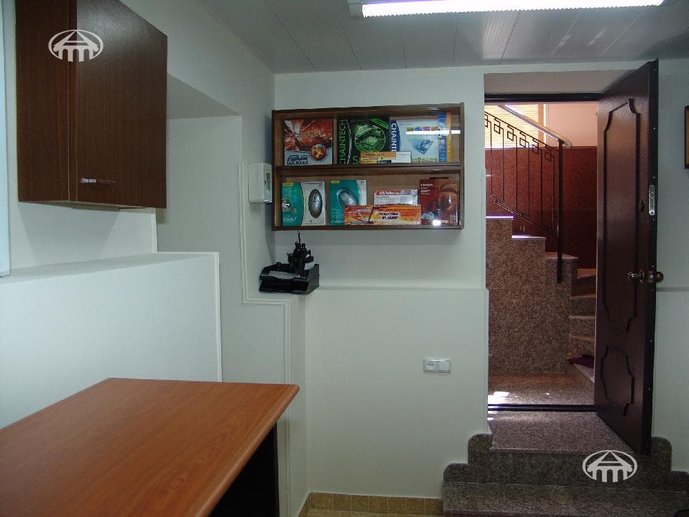 Retail · 75 m² · Arabkir