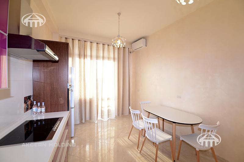 Квартира · 4 комн. · 177 м² · Кентрон