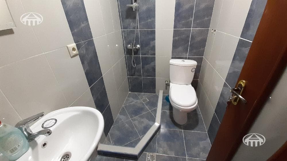 Առանձնատուն · 8 սեն. · 418 մ² · Դավթաշեն