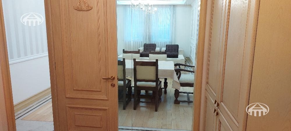 Квартира · 3 комн. · 85 м² · Кентрон