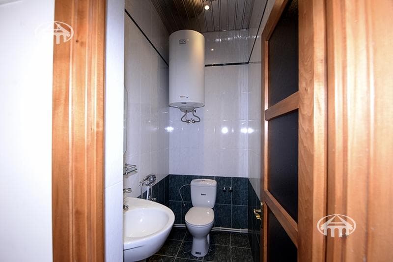 Բնակարան · 4 սեն. · 166 մ² · Կենտրոն