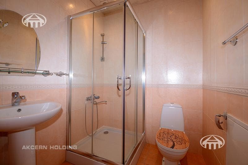 Дом · 4 комн. · 304 м² · Арабкир