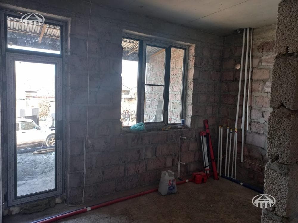 Առանձնատուն · 5 սեն. · 200 մ² · Նոր Երզնկա