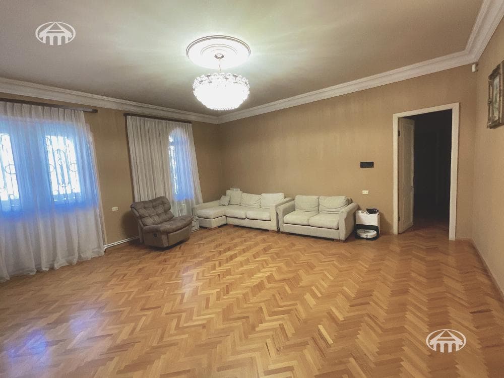 Mansion · 9 rooms · 680 m² · Arabkir — photo 2 / 47