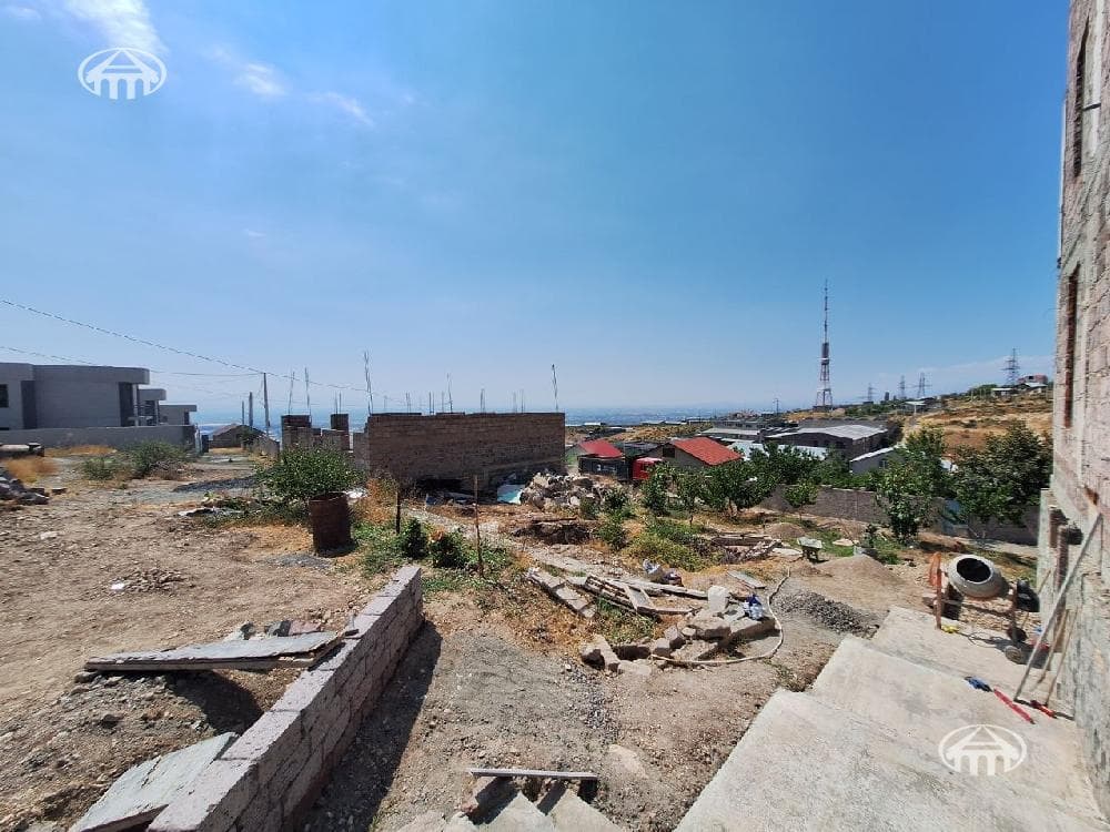 Особняк · 5 комн. · 313 м² · Эребуни