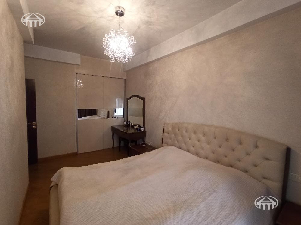 Квартира · 4 комн. · 171 м² · Арабкир