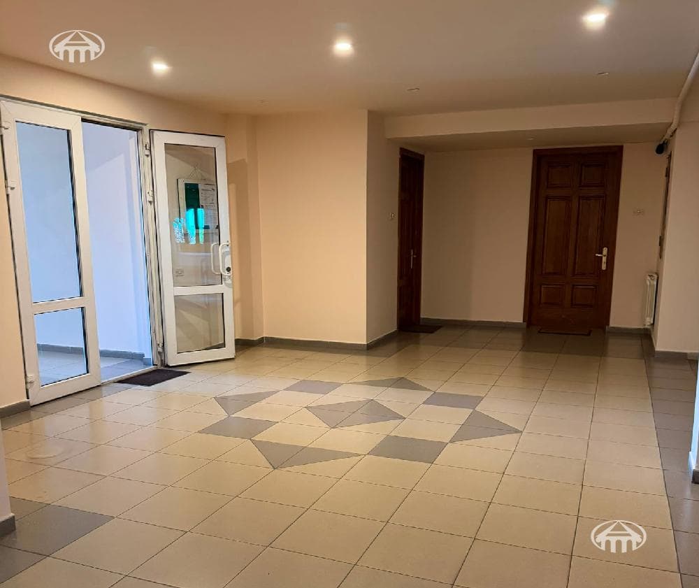 Квартира · 2 комн. · 84 м² · Арабкир