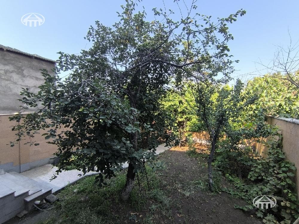 Особняк · 6 комн. · 325 м² · Арабкир