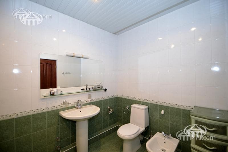 Дом · 5 комн. · 435 м² · Арабкир