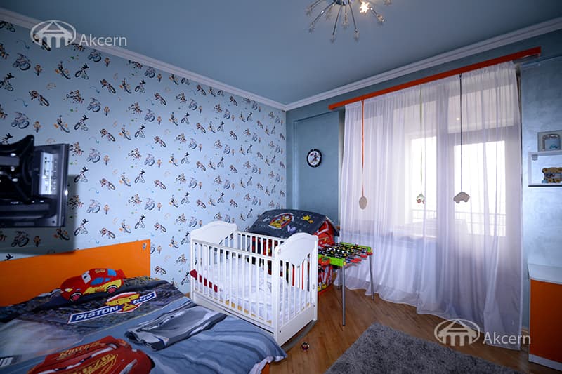 Квартира · 3 комн. · 179 м² · Арабкир