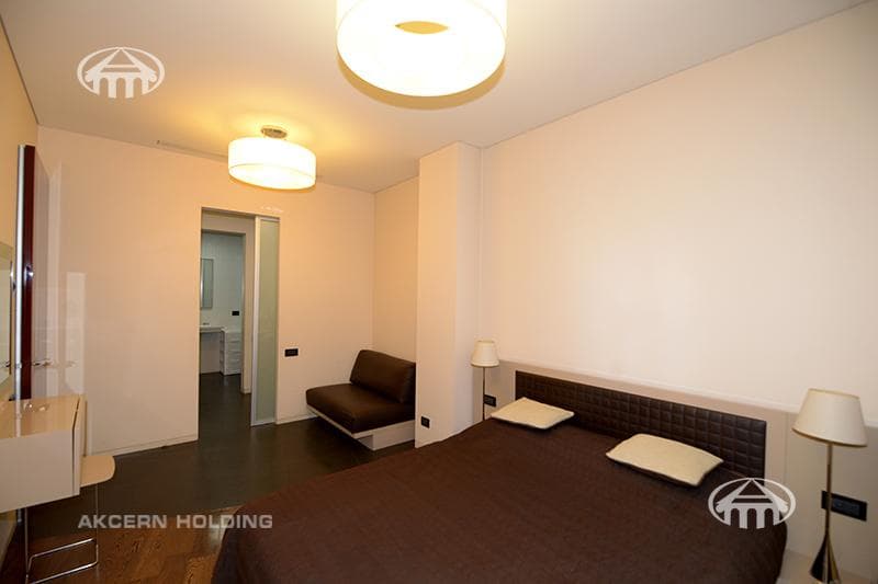 Apartment · 4 rooms · 169 m² · Kentron