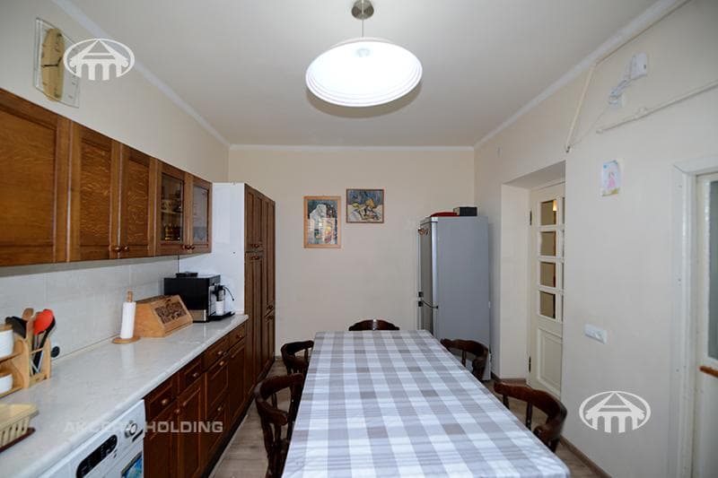 Apartment · 4 rooms · 133 m² · Kanaker-Zeytun