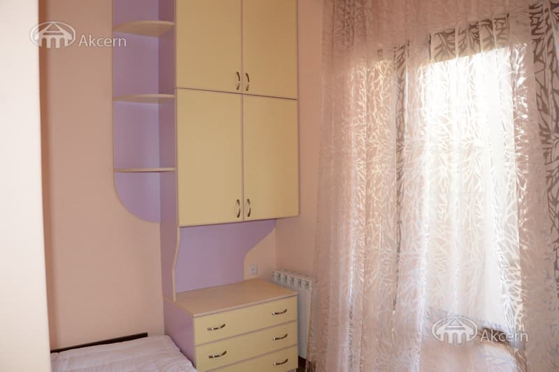 Квартира · 2 комн. · 75 м² · Кентрон