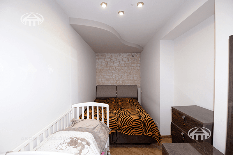 Квартира · 1 комн. · 43 м² · Кентрон