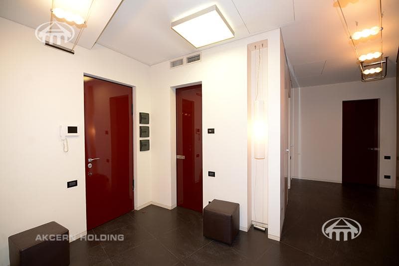 Apartment · 4 rooms · 169 m² · Kentron