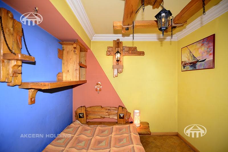 Apartment · 6 rooms · 134 m² · Kentron