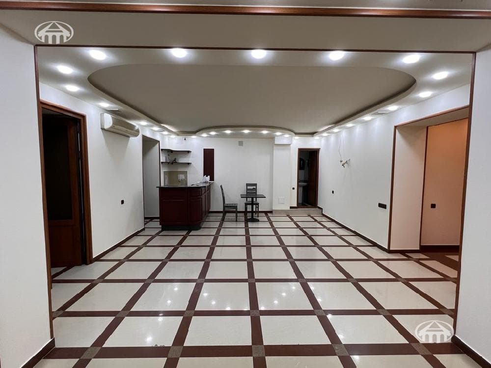 Retail · 89 m² · Arabkir