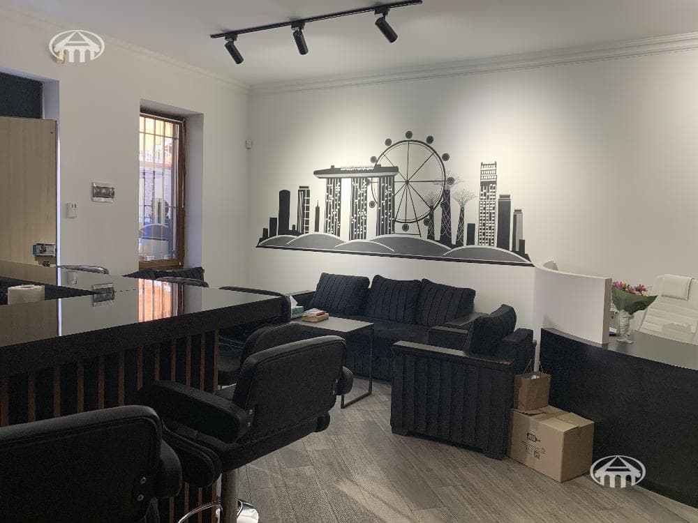 Office · 162 m² · Arabkir