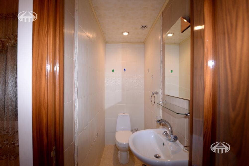 Սեփական տուն · 4 սեն. · 285 մ² · Էրեբունի