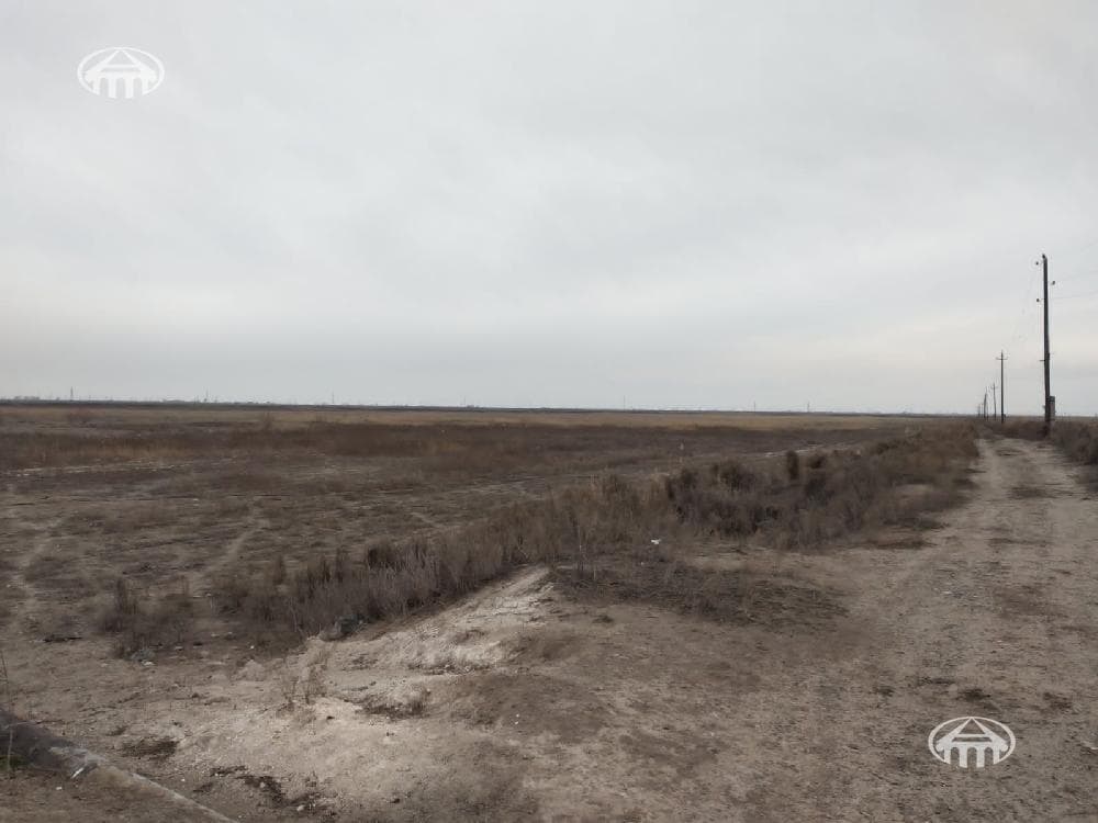 Land · c. Metsamor