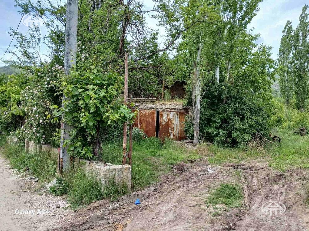 Հողատարածք · 700 մ² · գ. Բազմաղբյուր