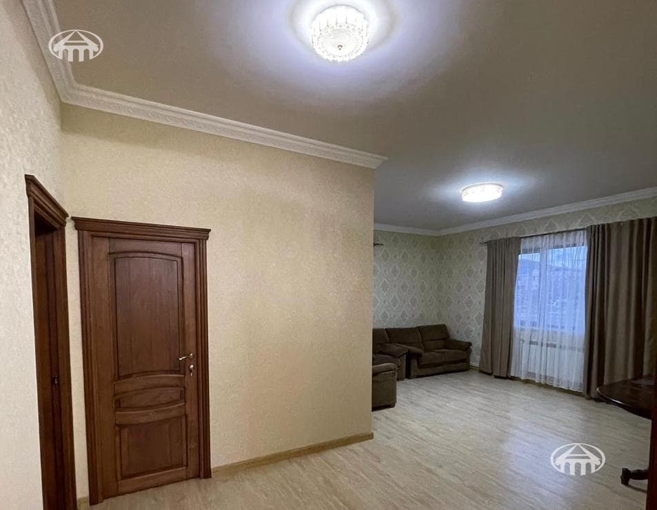 Mansion · 4 rooms · 285 m² · Nor Erznka