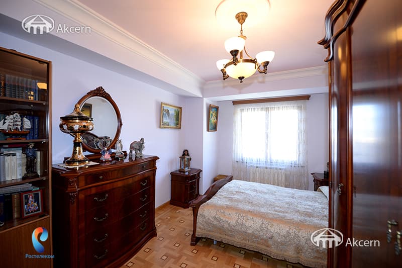 Квартира · 3 комн. · 82 м² · Арабкир