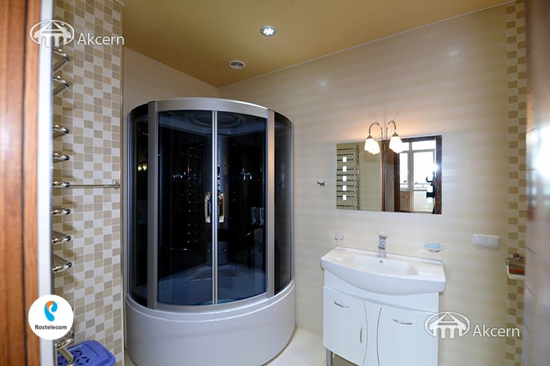 Apartment · 4 rooms · 181 m² · Kentron