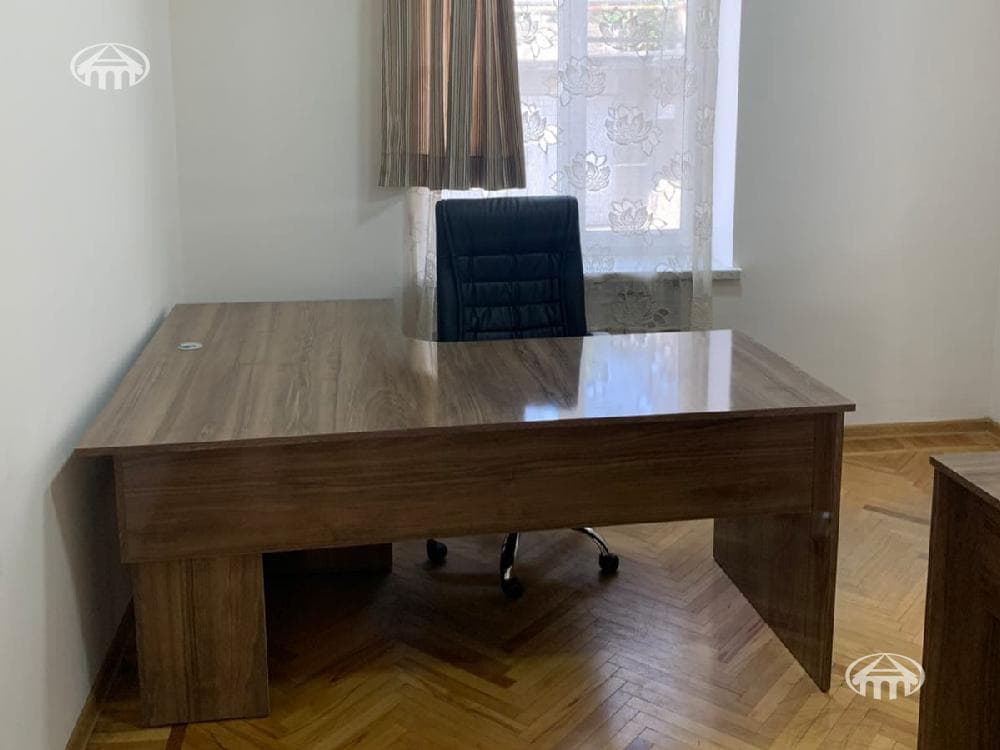 Офис · 240 м² · Арабкир