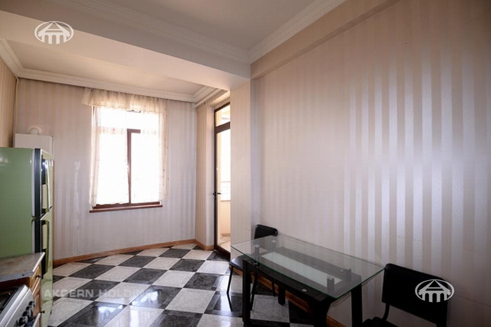 Квартира · 3 комн. · 120 м² · Кентрон