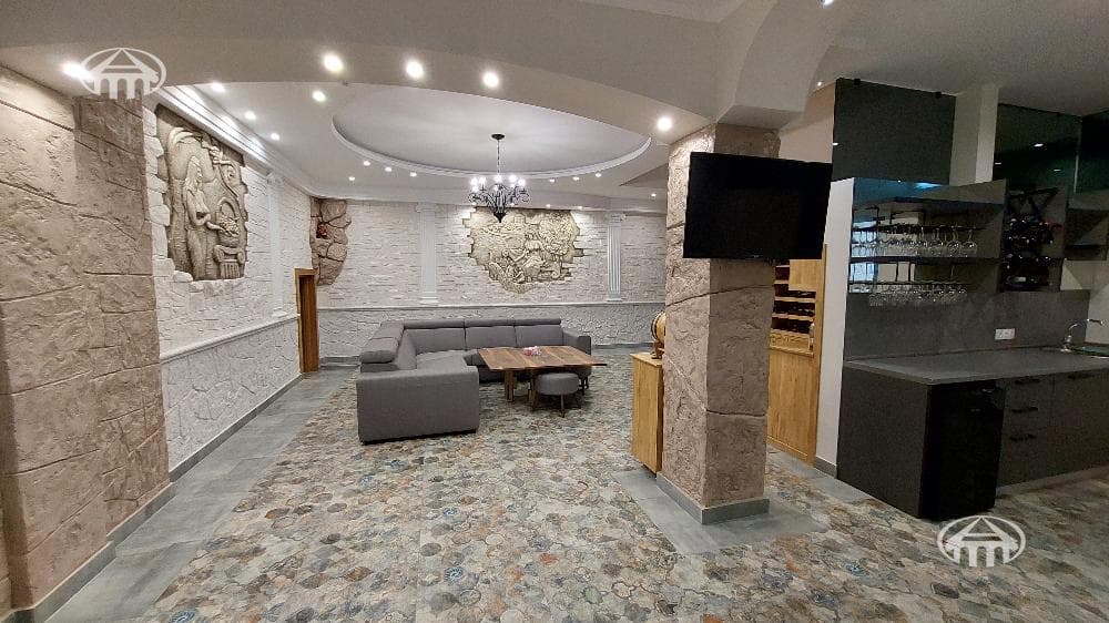 Mansion · 5 rooms · 600 m² · Davtashen