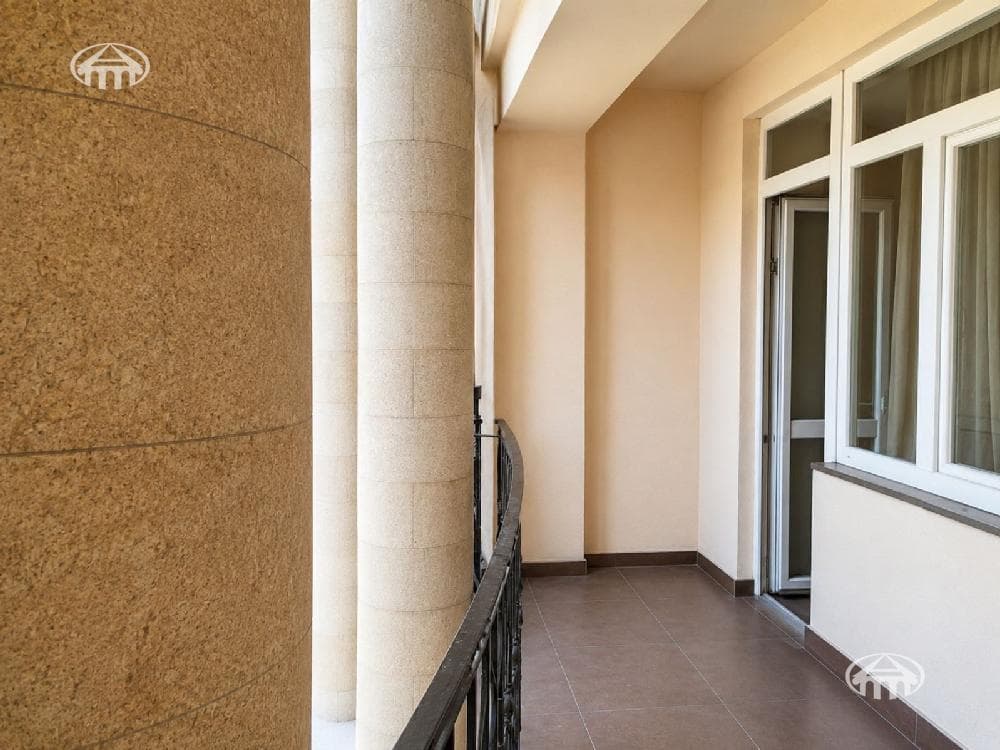 Квартира · 3 комн. · 128 м² · Кентрон