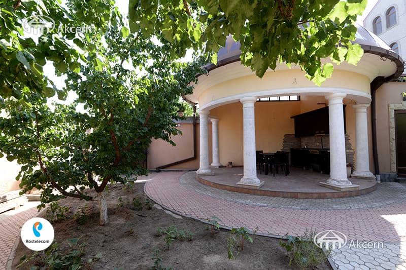 Дом · 8 комн. · 468 м² · Малатия-Себастия