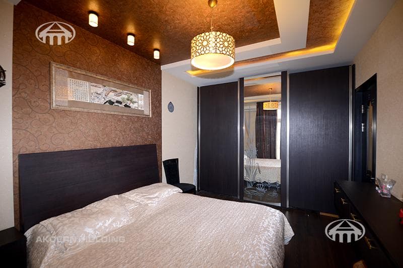 Apartment · 3 rooms · 90 m² · Kentron