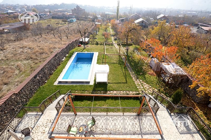 Հյուրանոց · 9 սեն. · 768 մ² · Գառնի