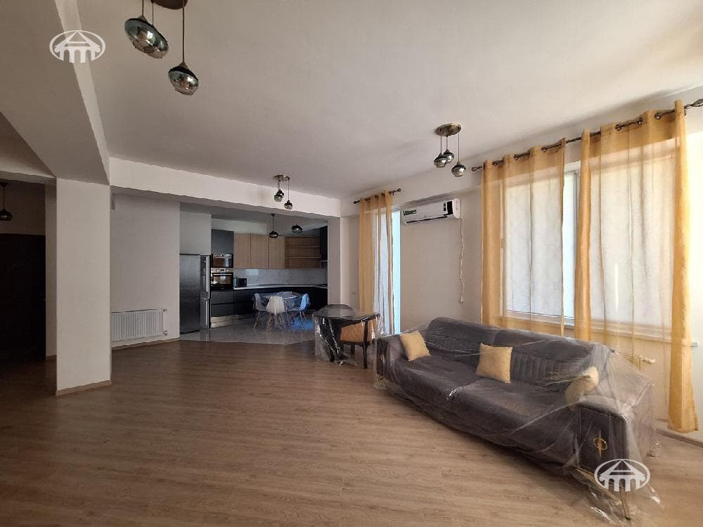 Квартира · 4 комн. · 106 м² · Нор-Норк