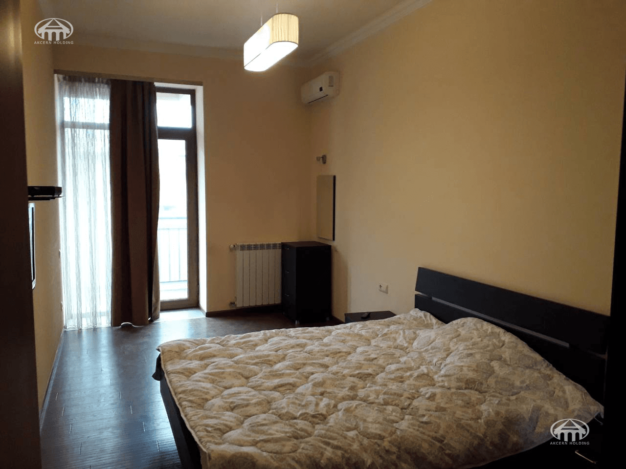 Квартира · 4 комн. · 150 м² · Кентрон