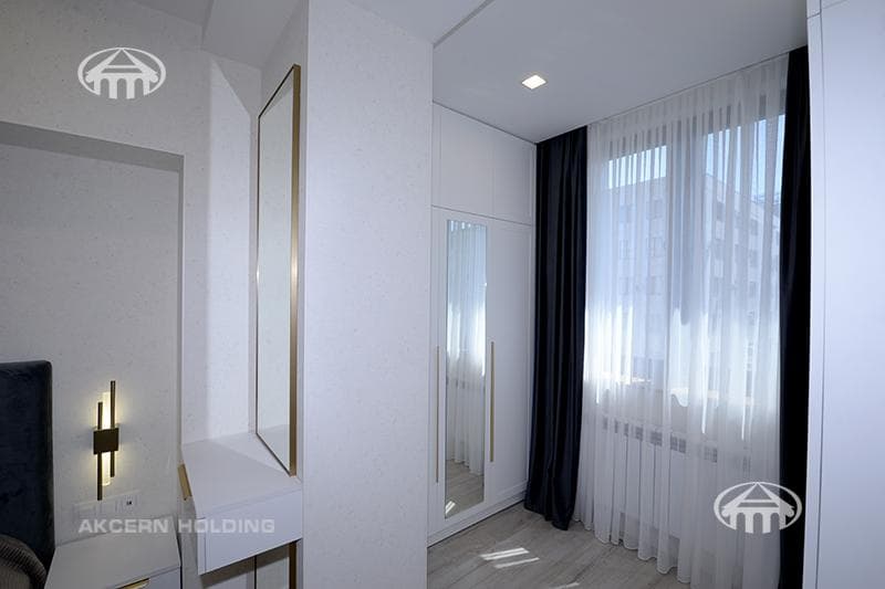 Apartment · 3 rooms · 91 m² · Kentron